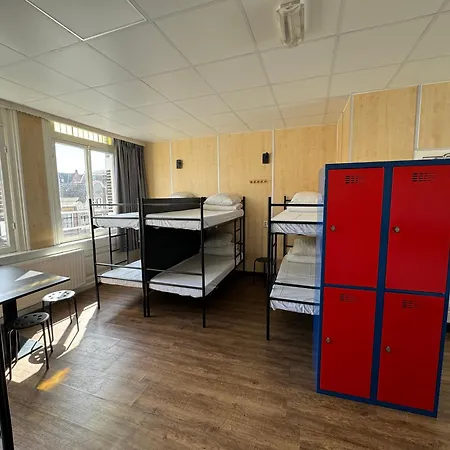 Xplore Hostel