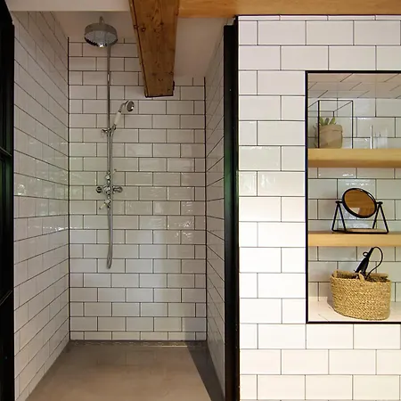 Hotel Authentic - De Vergulden Eenhoorn 4*