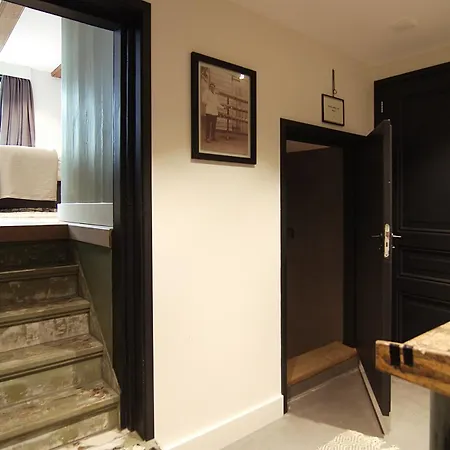 Authentic - De Vergulden Eenhoorn Hotel