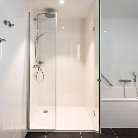 Apart Otel Numa Docklands 4*