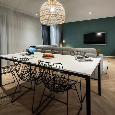 Apart Otel Numa Docklands 4*