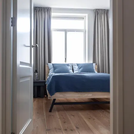 Gorgeous And Stylish Place For Two In Hip West! 아파트 암스테르담