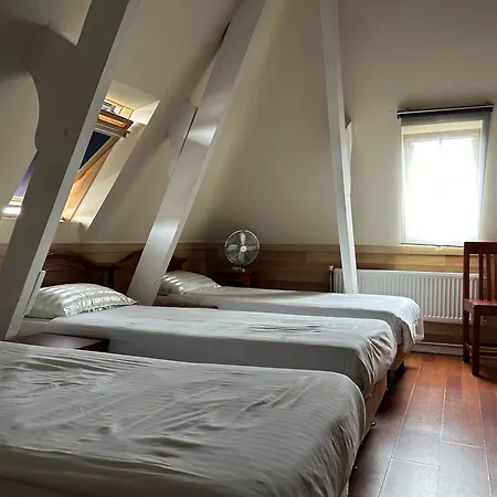 Isis Hotel 3*