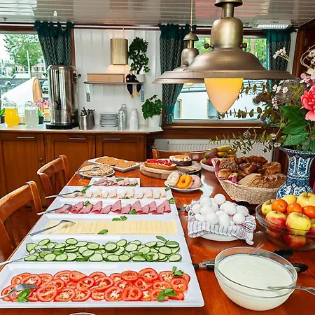 Hotelboat Hotel