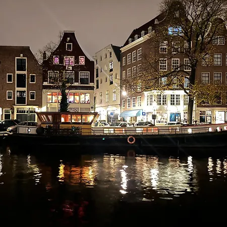 Rum i privatbostad Woonboot Josja *