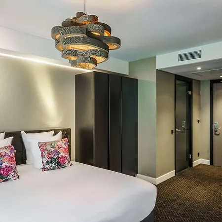 Hotel Mercure Sloterdijk Station 4*