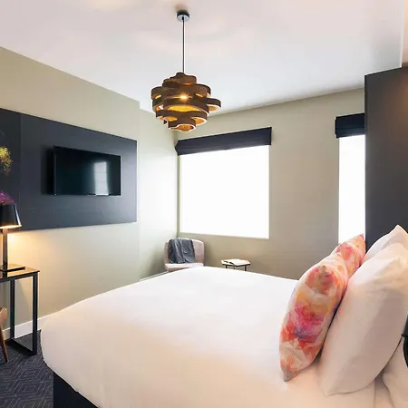 Mercure Sloterdijk Station Hotel 4*