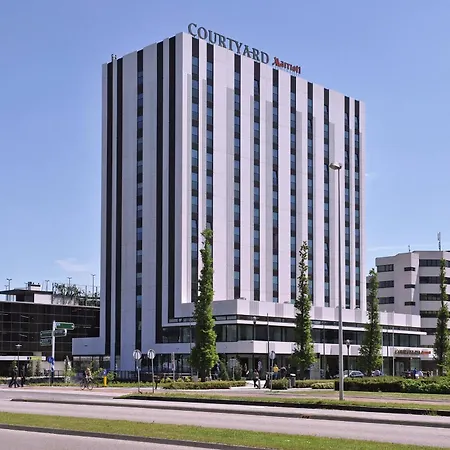Courtyard By Marriott Arena Atlas Hotel