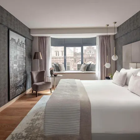 Hotel Anantara Grand Krasnapolsky 5*