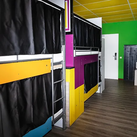Teleport Hotel 3*