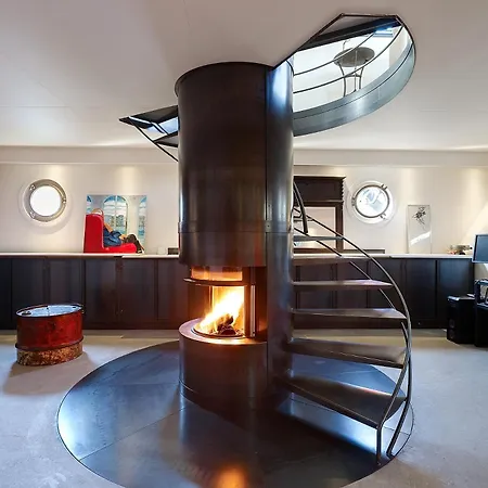 بوتيل A304 Romantic Seaship In Center أمستردام