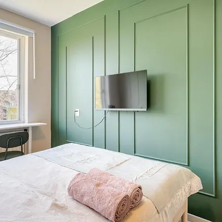 In 10 Minutes - Nearby Metro Privatunterkunft Amsterdam