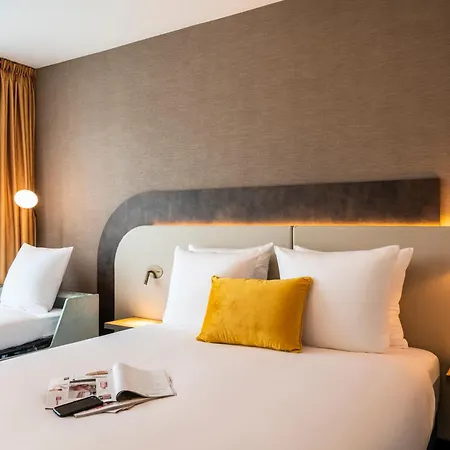 Mercure North Station 4*