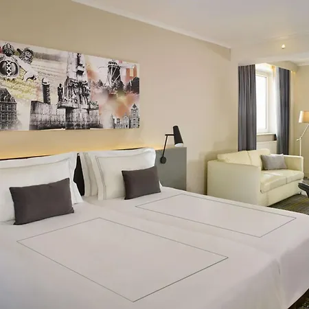 Park Plaza Victoria 4*