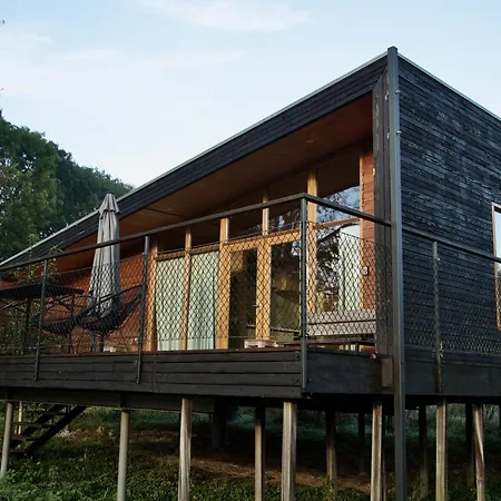 Basecamp Tiny House Village Dom wakacyjny *