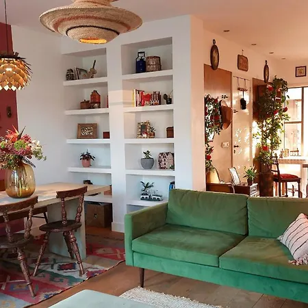 Canal House With A Unique View Appartement