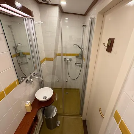 Szálloda Hotelboot Zwaan
