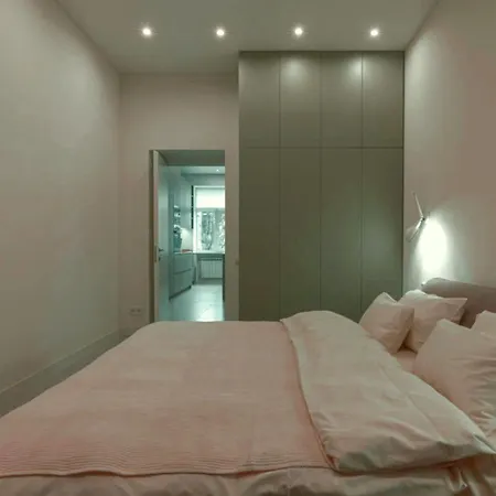 Apartment 4 Bedrooms Near Dam Square Amsterdam