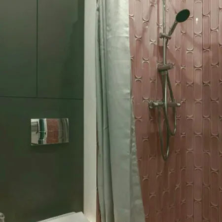 Apartment 4 Bedrooms Near Dam Square Amsterdam