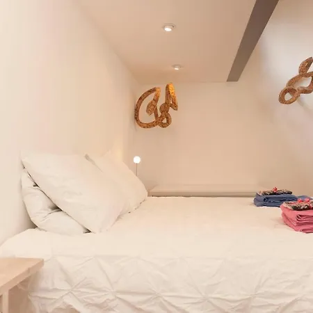 Bed & Breakfast Starry Night Penthouse Apartment City Centre *