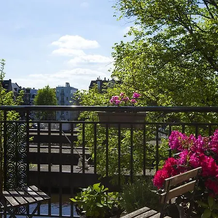 The Bridge Hotel Ámsterdam