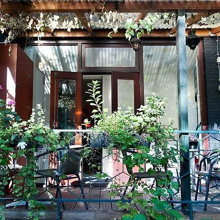 The Arcade Hotel