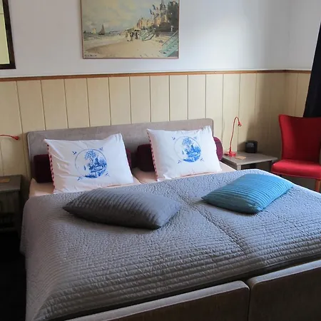 Bådhotel Houseboat Under The Mill Amsterdam