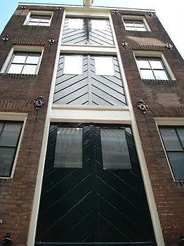 B&B Old 3*