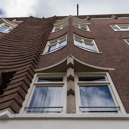 Nocleg ze śniadaniem House No 7 2*