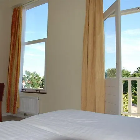 Hotel Isis 3*
