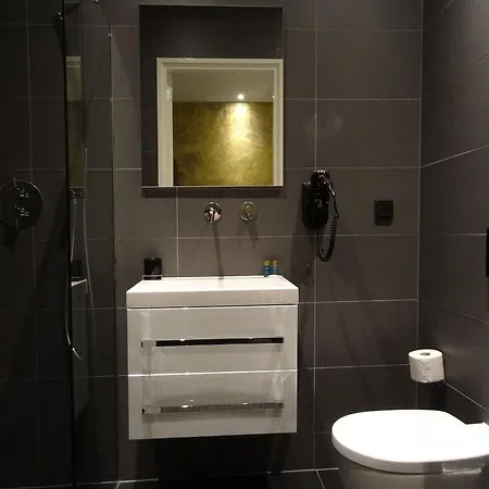 Sara's Boutique Hotel 3*