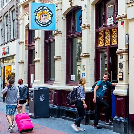 אכסניה Flying Pig Downtown