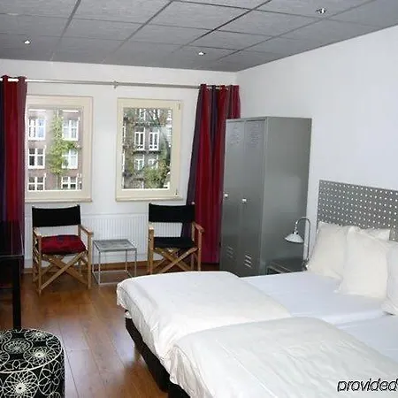 The Bridge Hotel Ámsterdam
