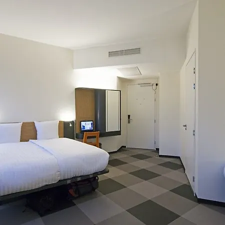 Easyhotel Arena Boulevard