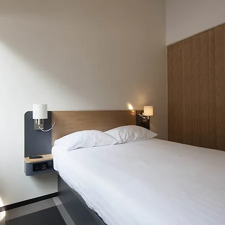 Easyhotel Arena Boulevard