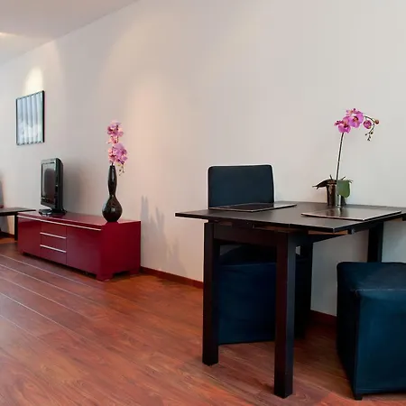 فندق مبيت وإفطار Kerkstraat 2*