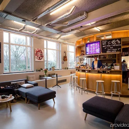 Хостел Clinknoord Hostel