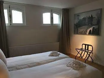 Nine-t-teen Bed And Boutique Отель типа 