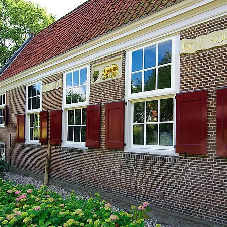 Authentic - De Vergulden Eenhoorn Hotel