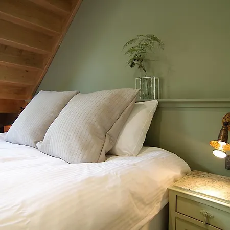 Authentic - De Vergulden Eenhoorn Hotel Amsterdam