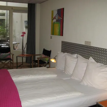 Hotel The Bridge Ámsterdam