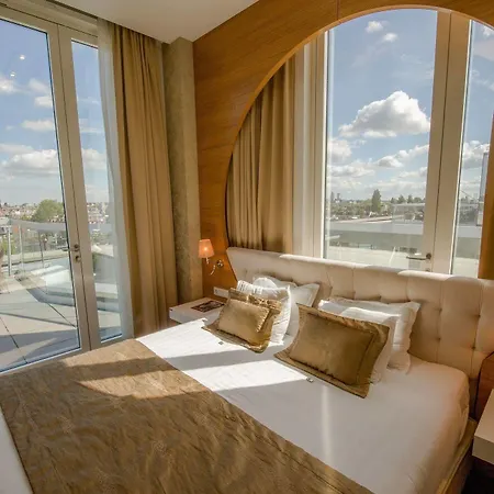 Hotel Grand Downtown 4*