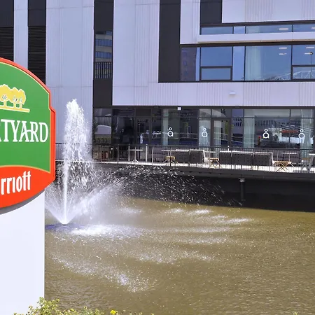 Hotel Courtyard By Marriott Arena Atlas 4*