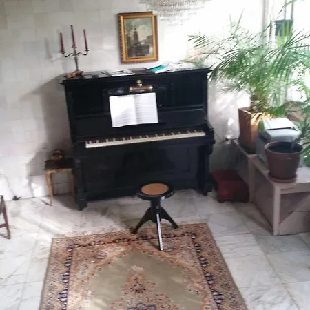 Bed & Breakfast De Baronie 3*