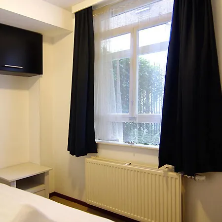 فندق Leidsegracht 2*