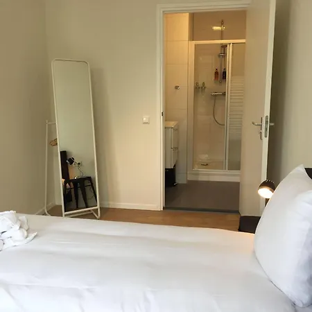 Nine-t-teen Bed And Boutique Отель типа 
