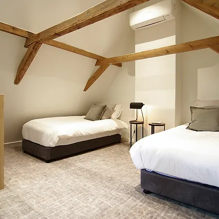 Hotel Authentic - De Vergulden Eenhoorn 4*