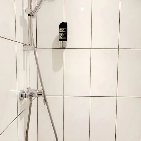 글로브 * 암스테르담