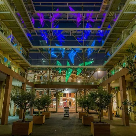 Hotel Grand Downtown 4*
