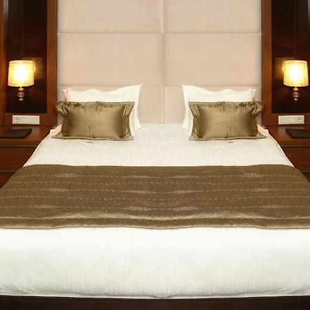 Hotel Grand Downtown